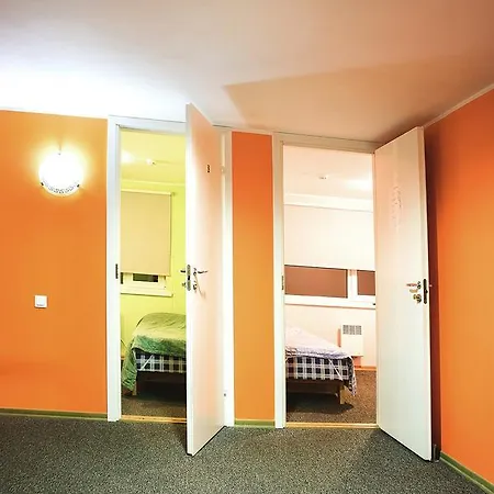 Valaste Puhkekuela Мини-отель 3*
