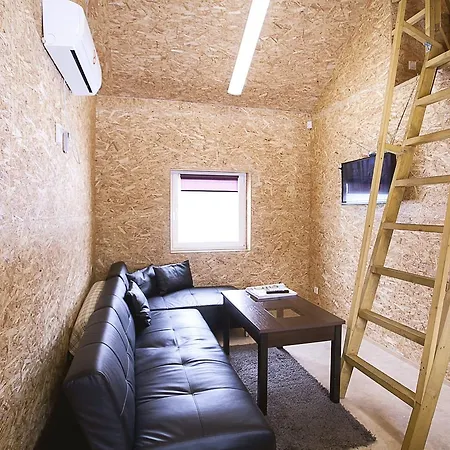 بيت ريفي Valaste Puhkekuela