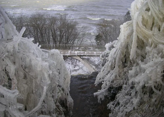 Valaste Puhkekuela Мини-отель Кохтла-Ярве