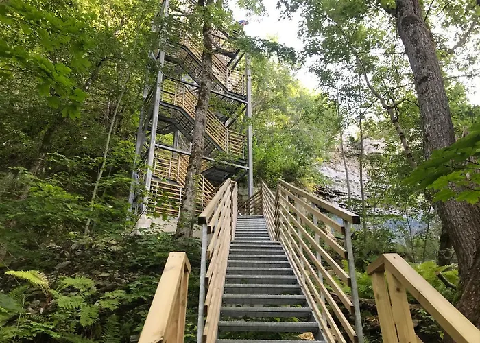 Valaste Puhkekuela Мини-отель Кохтла-Ярве